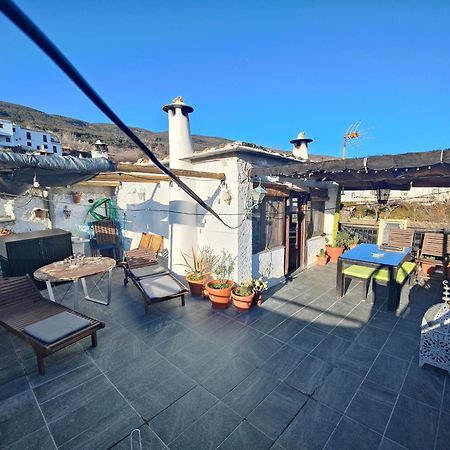 La Casa Rural De Paco Y Ana Pitres Eksteriør bilde