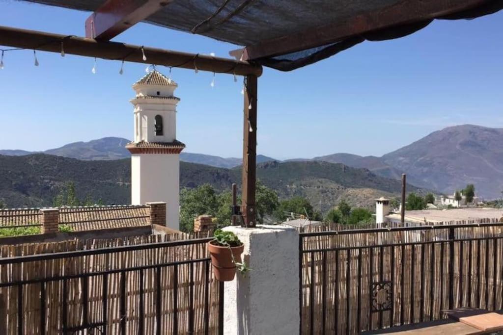 La Casa Rural De Paco Y Ana Pitres Eksteriør bilde