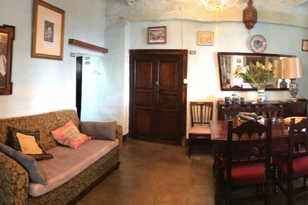 La Casa Rural De Paco Y Ana Pitres Eksteriør bilde