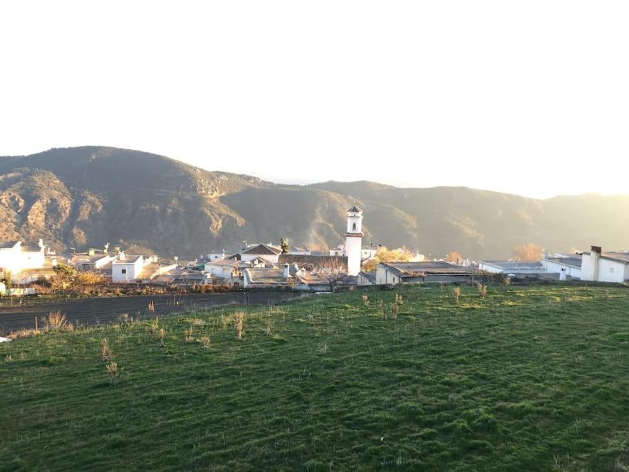 La Casa Rural De Paco Y Ana Pitres Eksteriør bilde