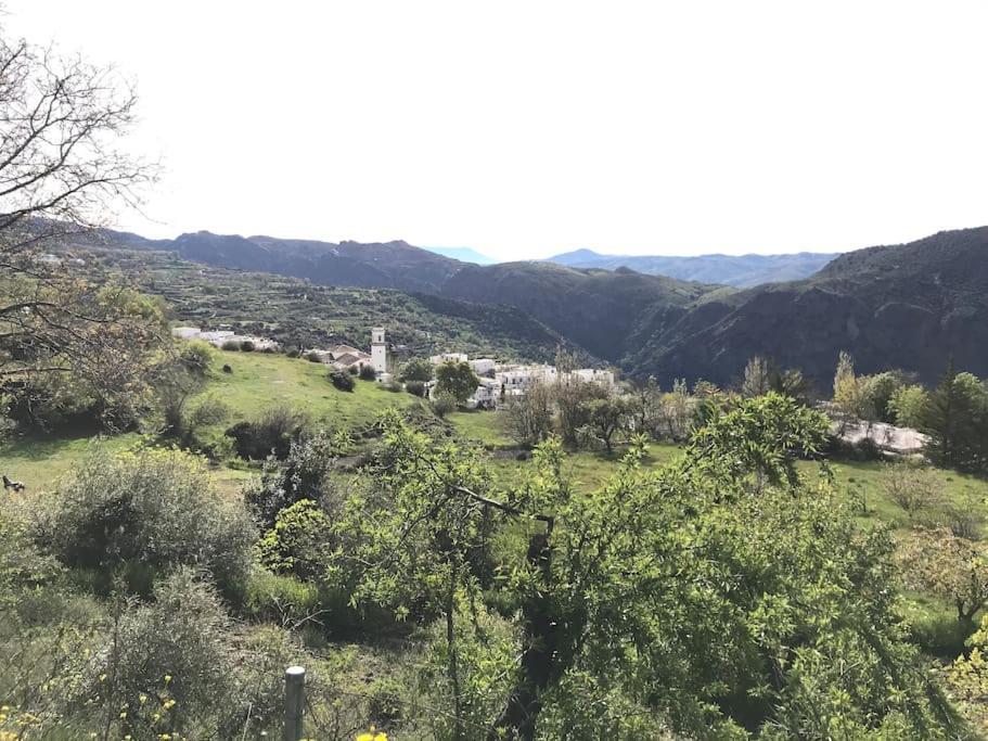 La Casa Rural De Paco Y Ana Pitres Eksteriør bilde