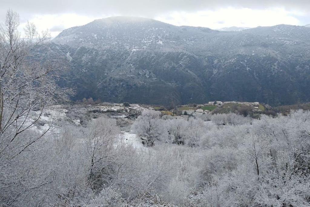 La Casa Rural De Paco Y Ana Pitres Eksteriør bilde