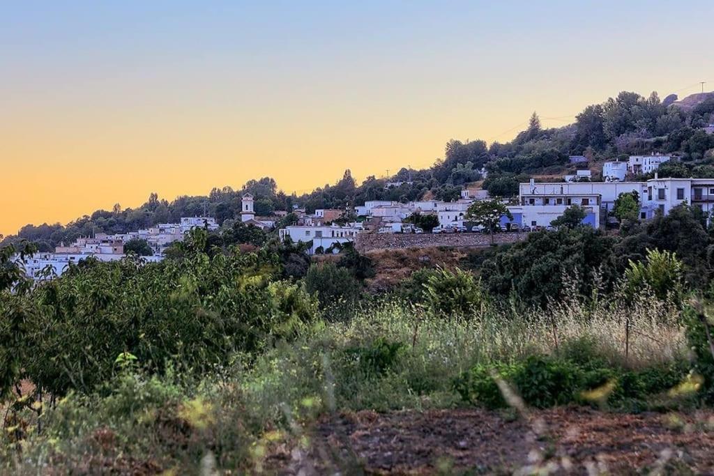 La Casa Rural De Paco Y Ana Pitres Eksteriør bilde