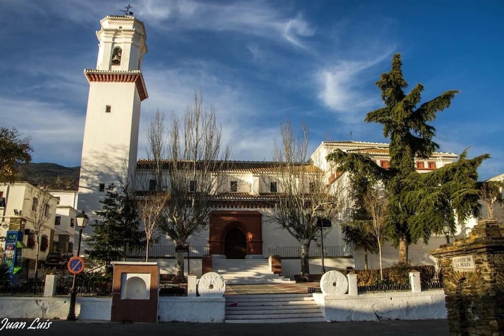 La Casa Rural De Paco Y Ana Pitres Eksteriør bilde
