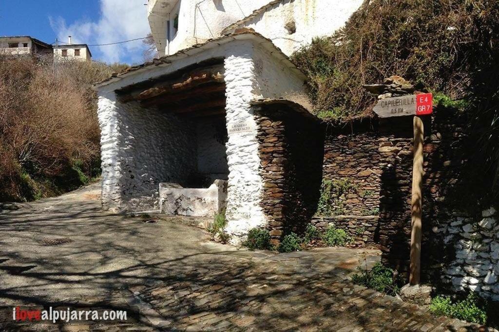 La Casa Rural De Paco Y Ana Pitres Eksteriør bilde