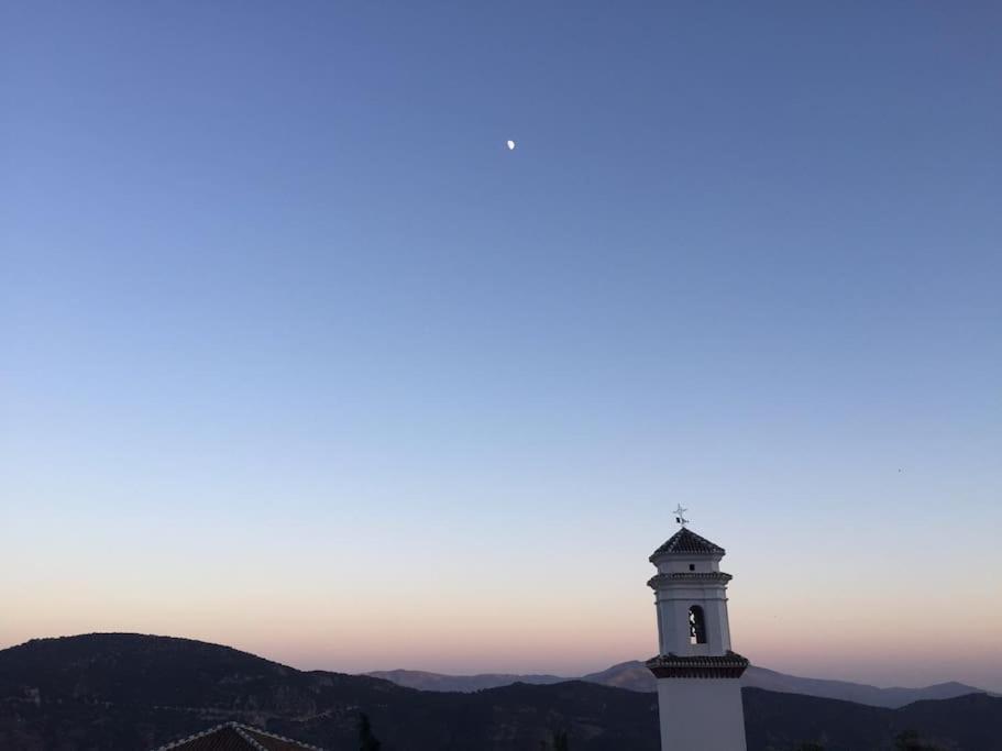 La Casa Rural De Paco Y Ana Pitres Eksteriør bilde