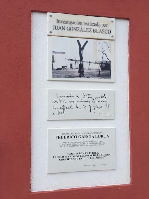 La Casa Rural De Paco Y Ana Pitres Eksteriør bilde